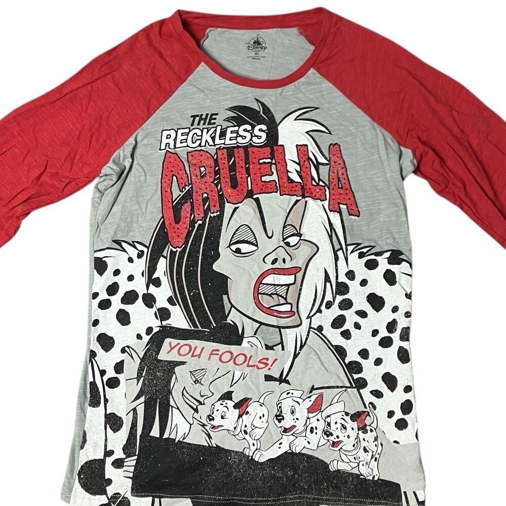 Disney Parks Cruella Tee Y2K Villain‎ Graphic Studded Raglan Dalmatian
